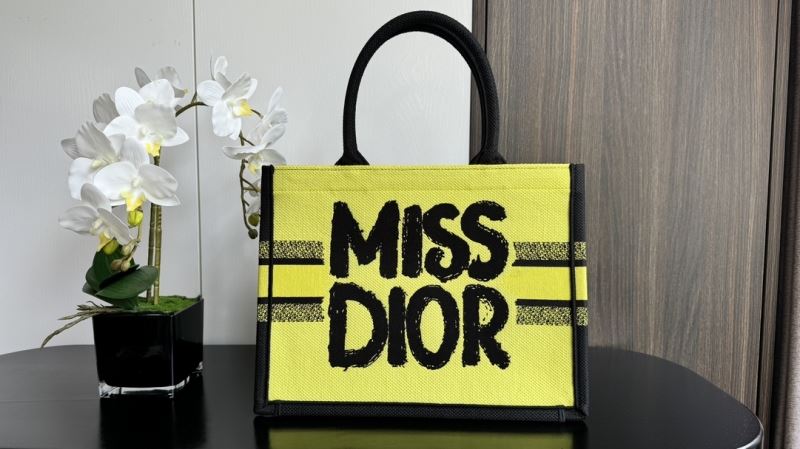 chr1st1an D10r shopping bags